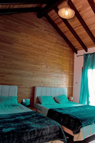 Chalet - Image 15