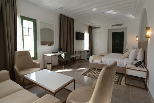 Suite - Image 5
