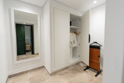 Suite - Image 9