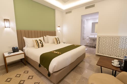Suite - Image 2