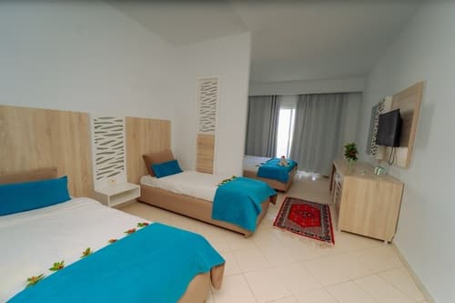 Chambre Quadruple - Image 1