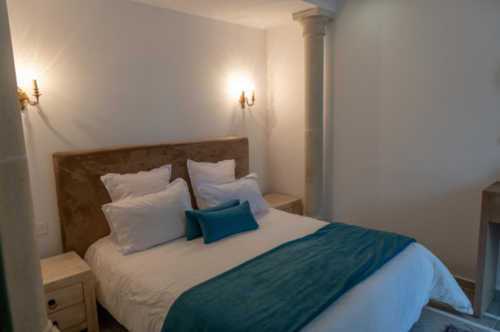 Suite Camelia - Image 1