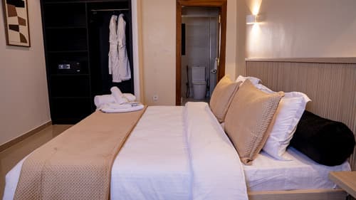 Suite Deluxe - Image 2