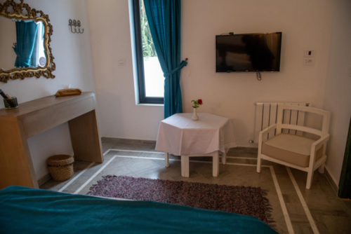 Suite Camelia - Image 2