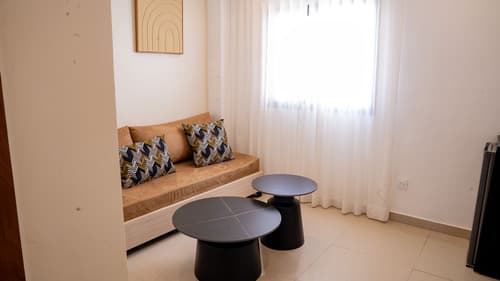 Suite - Image 12