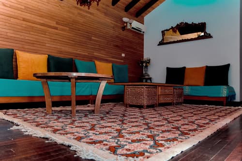 Chalet - Image 2